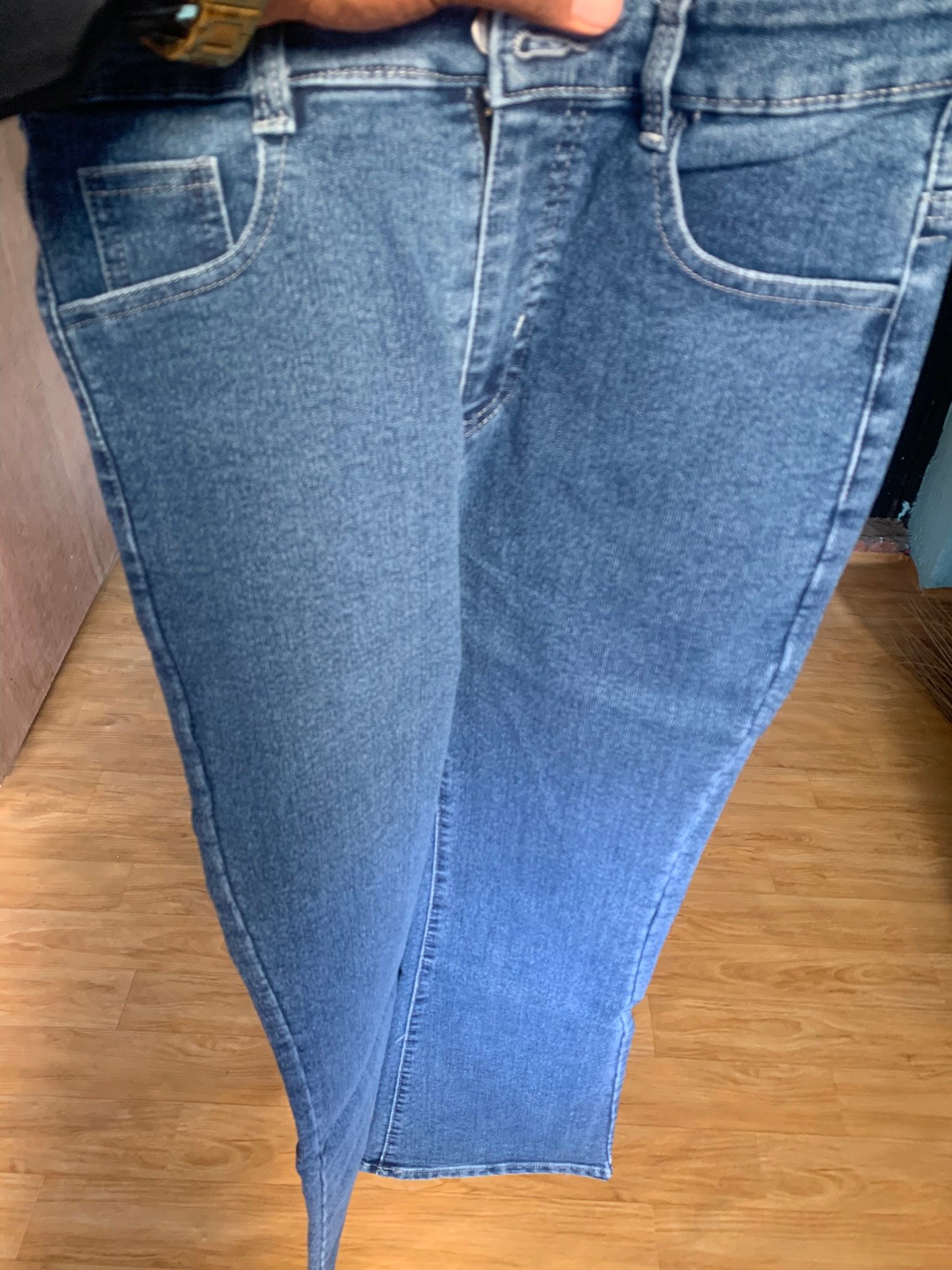 Classic Dark Blue Straight-Leg Denim Jeans FOR Ladies - Image 2