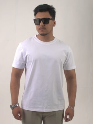 Round Neck Regular-fit White Crew Neck T-shirt - Half Sleeve T-Shirt - Size Medium