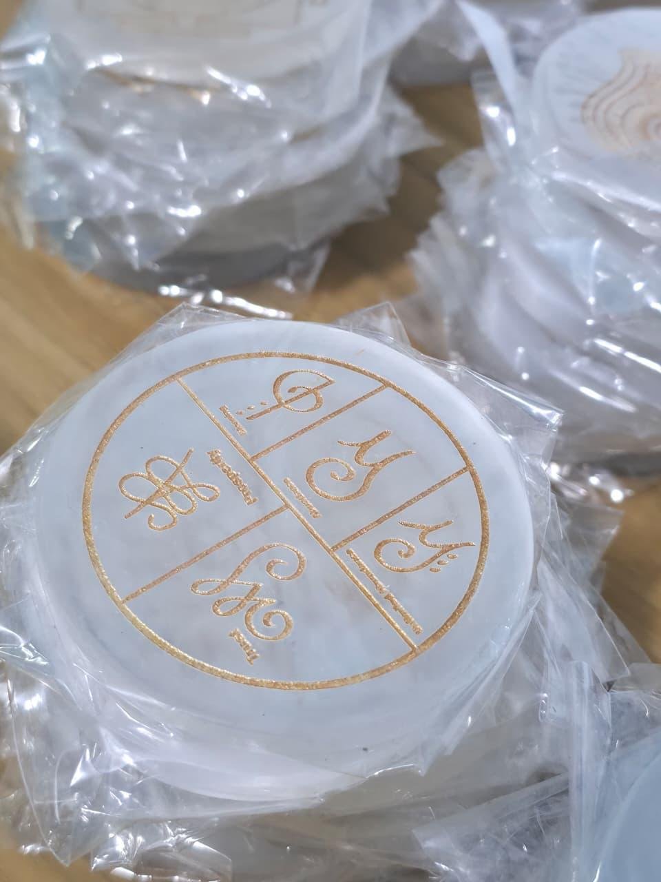Selenite Plate - size:3inch 'flat and big' Weight- 100gm to 150 gm - Image 4
