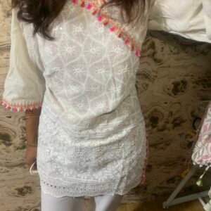 Elegant women’s kurti with a soft cream and beautiful blue floral print  Size 40